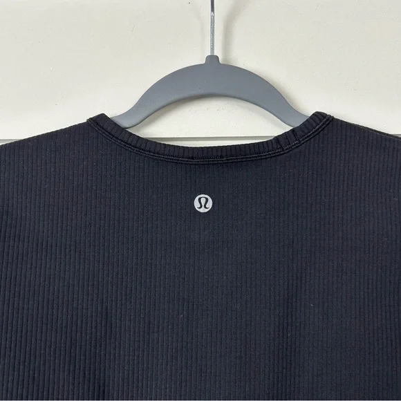 Lululemon All It Takes Ribbed Nulu T-Shirt Black - Picture 4 of 4